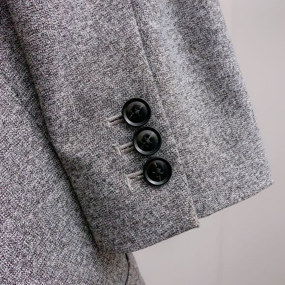 Banana Republic Petite Classic-Fit Blazer - Picture 4 of 5